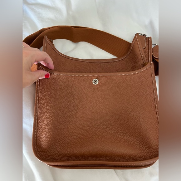 Hermes Gold Evelyne PM with palladium hardware - Picture 7 of 13